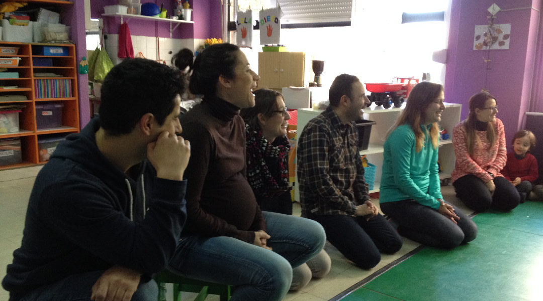 Las familias reviven su infancia en las clases de 3 años