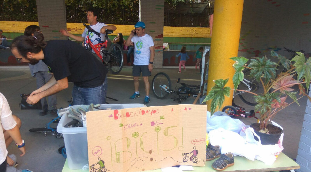 Taller de auto-reparación  y escuela de bicis. Viernes 28 de septiembre