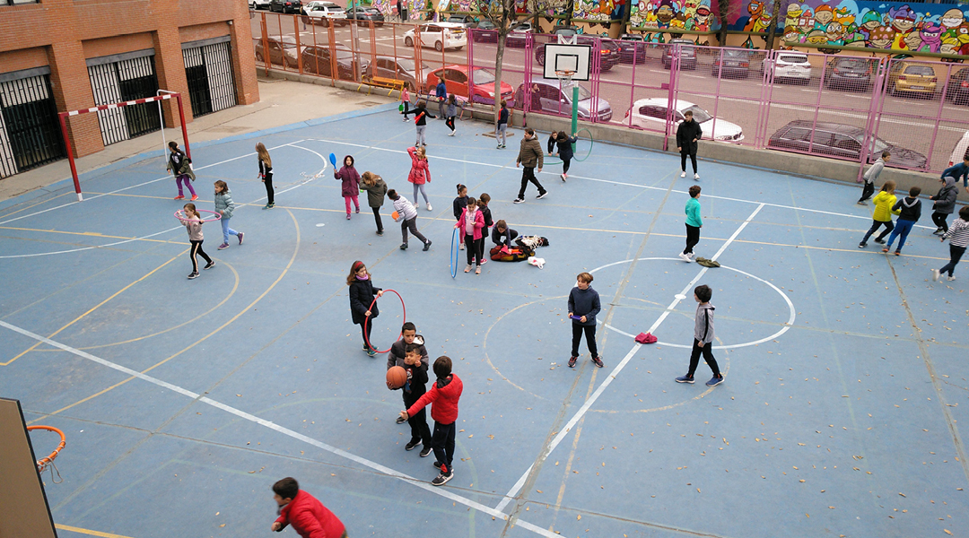 Educación Física con vecinos