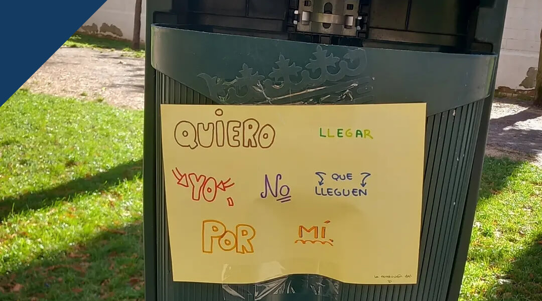 La Revolución del 21 interviene un parque