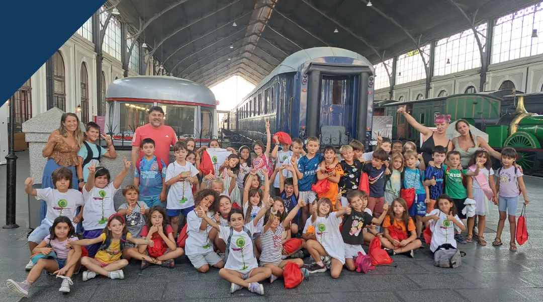 Tren con destino Siglo XXI va a efectuar su salida en el andén 1